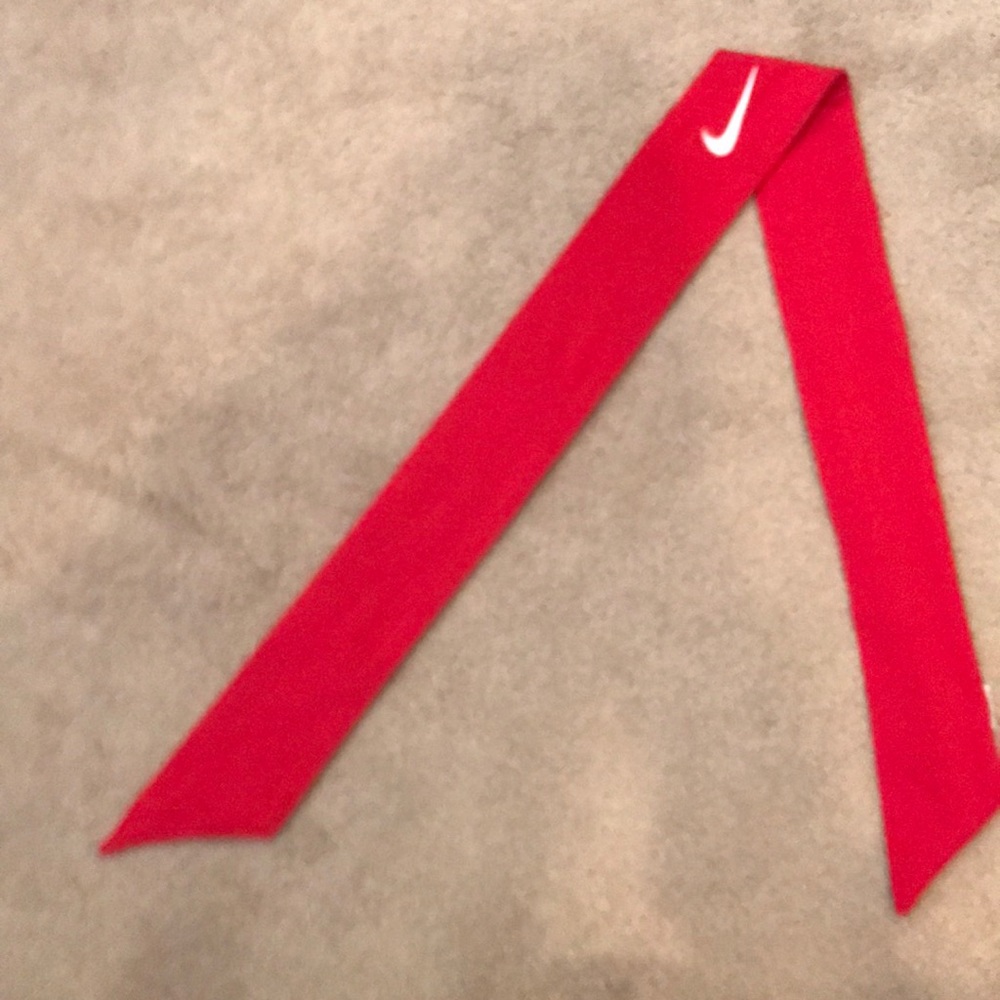 Nike dri fit head tie
